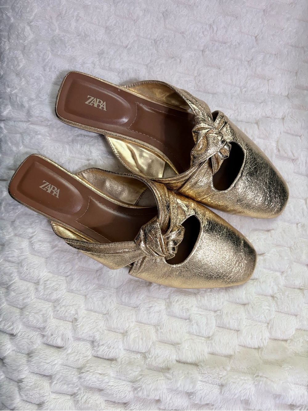 Zara Metallic Gold Knotted Mule Slides